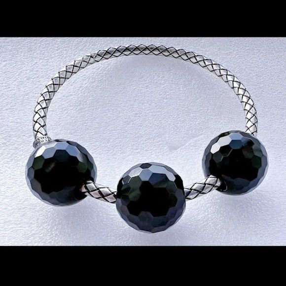 BOTTEGA VENETA Triple Onyx Bead Intrecciato Sterling Silver Bangle Bracelet - Picture 2 of 9